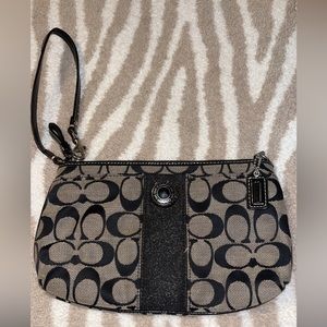 Black Coach wristlet great condition!